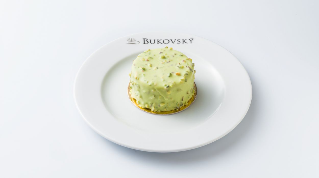 Dortík pistácie / třešeň